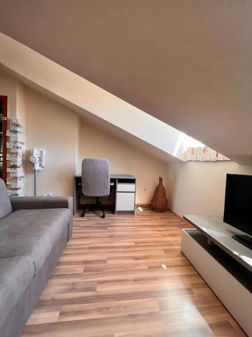 Apartment Marron Matou *