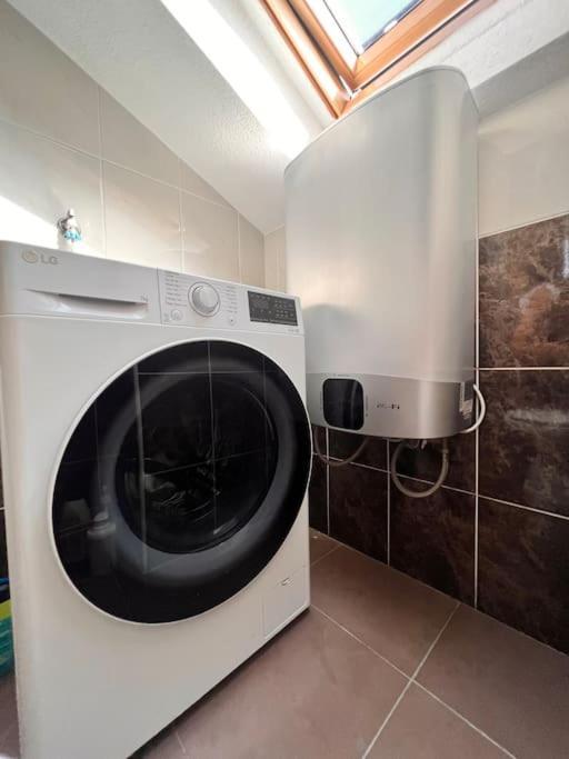 Apartment Marron Matou *